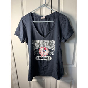 Campus Lifestyle Navy Yankees Short Sleeve Tee XL Excellent Condition
